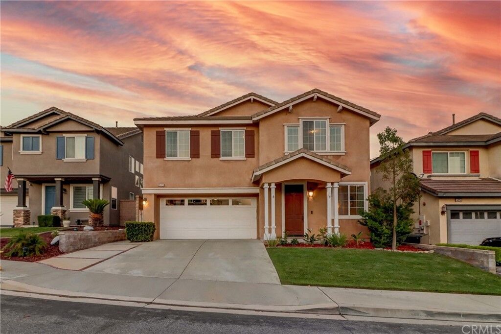 Property Photo: 5319 Trailhawk Avenue CA 92336