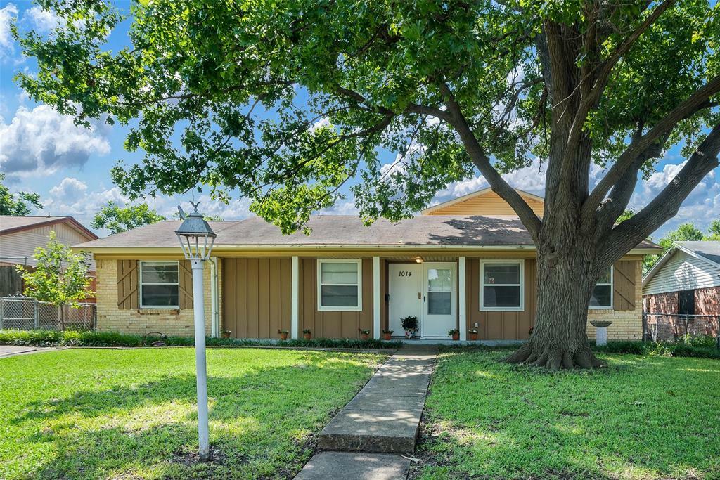 Property Photo:  1014 Mill River Drive  TX 75043 