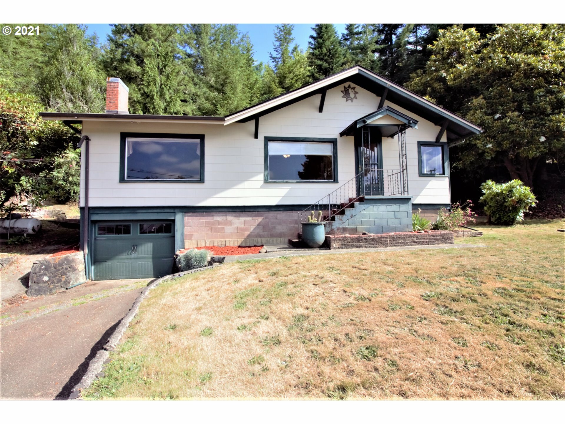 Property Photo:  54572 Fairview Rd  OR 97423 