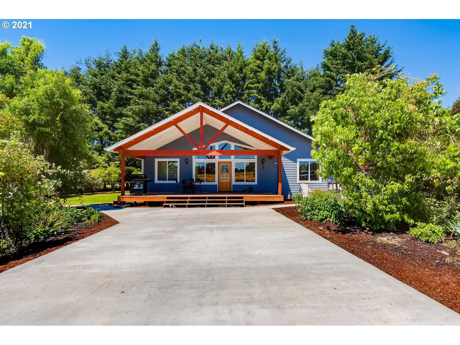 Property Photo:  8029 Stein Ln SE  OR 97325