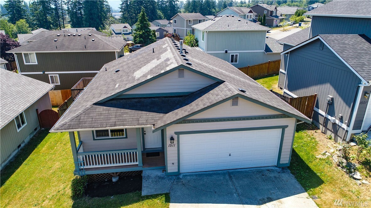 Property Photo:  1511 Portobello Ave  WA 98284 