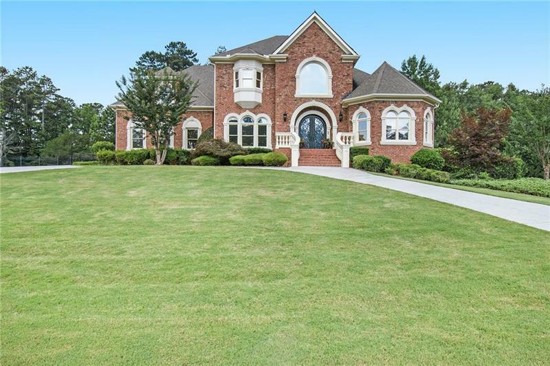 Property Photo: 119 Celtic Court GA 30294