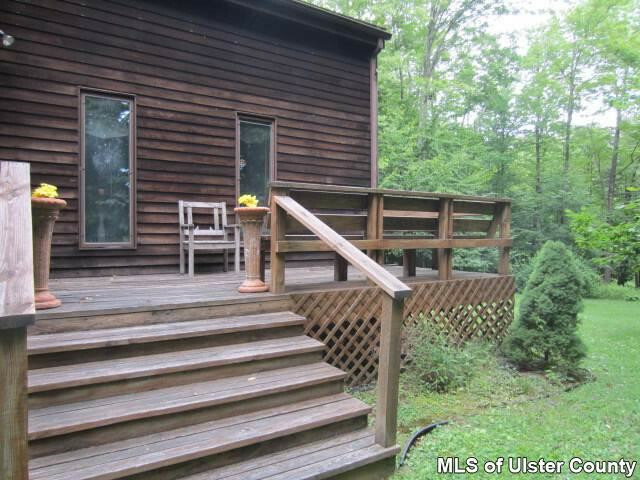 Property Photo:  48 Woodland Clove  NY 12464 