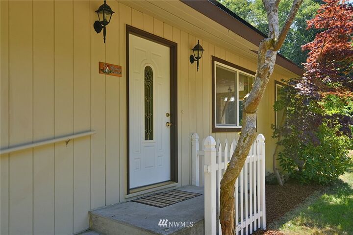 Property Photo: 3915 NE Rova Road WA 98370