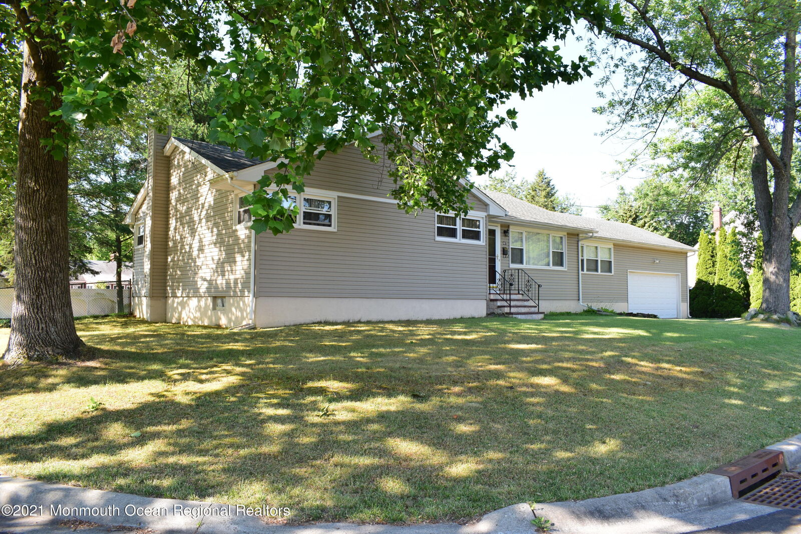 Property Photo:  467 Angel Street  NJ 07735 