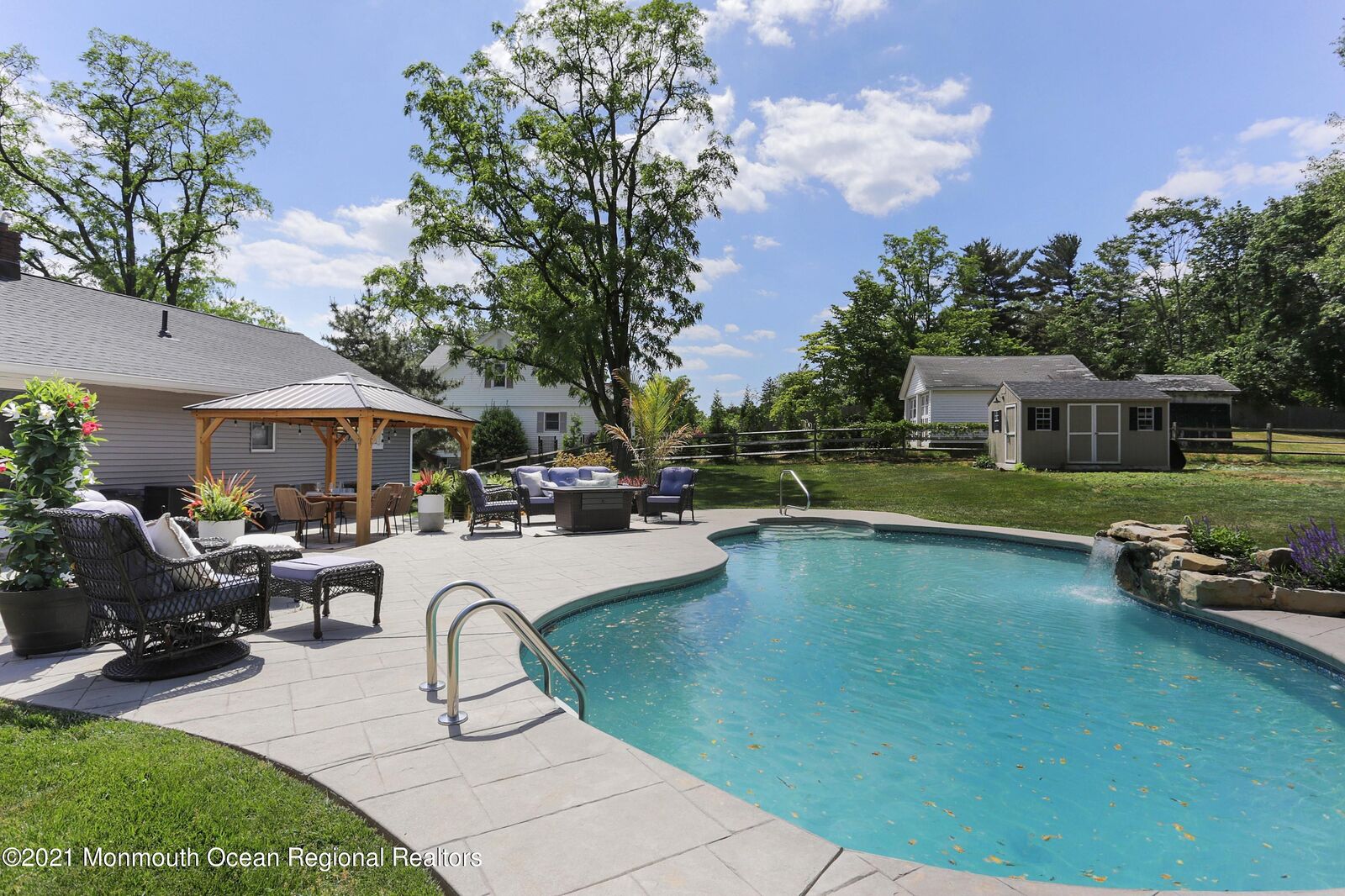 Property Photo:  90 Oak Hill Road  NJ 07748 