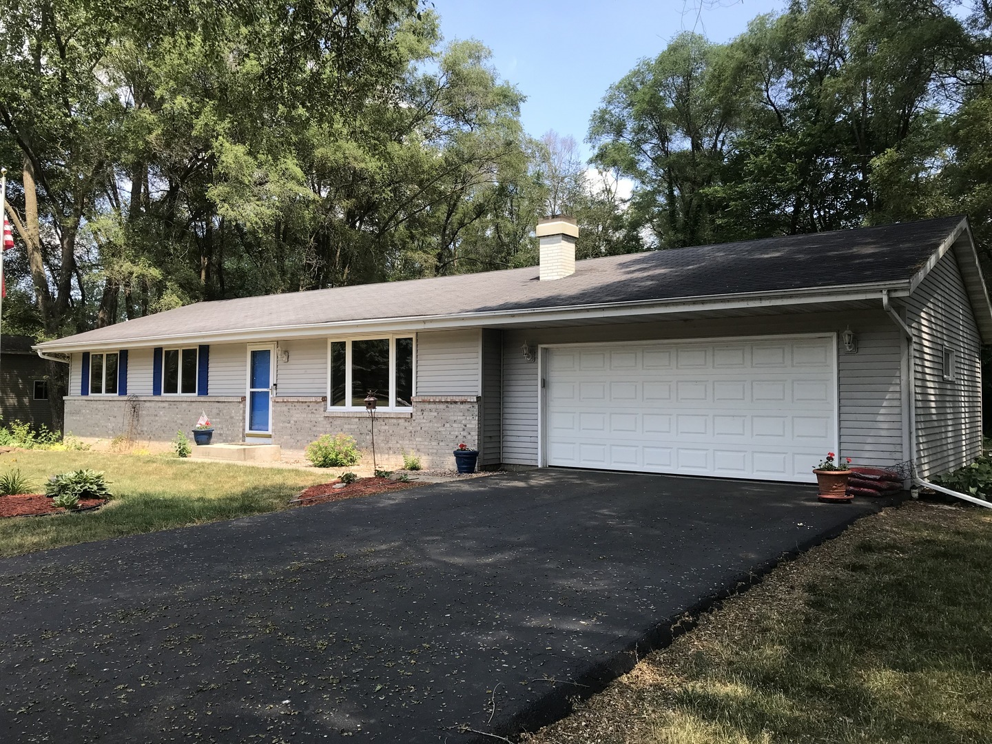 Property Photo:  11262 Edgemere Terrace  IL 61073 