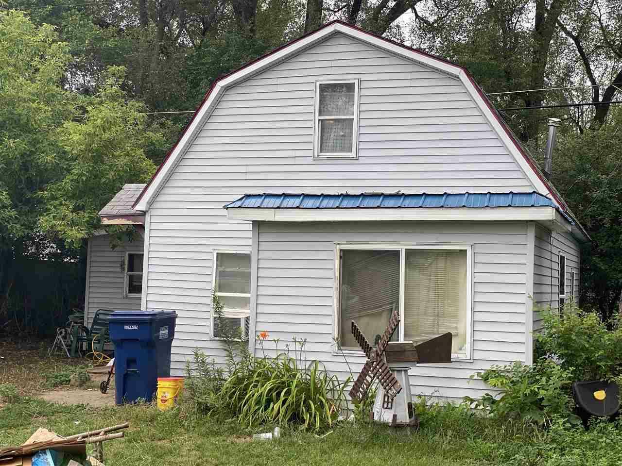 Property Photo:  1948 South Cottage Ave  WI 53511 