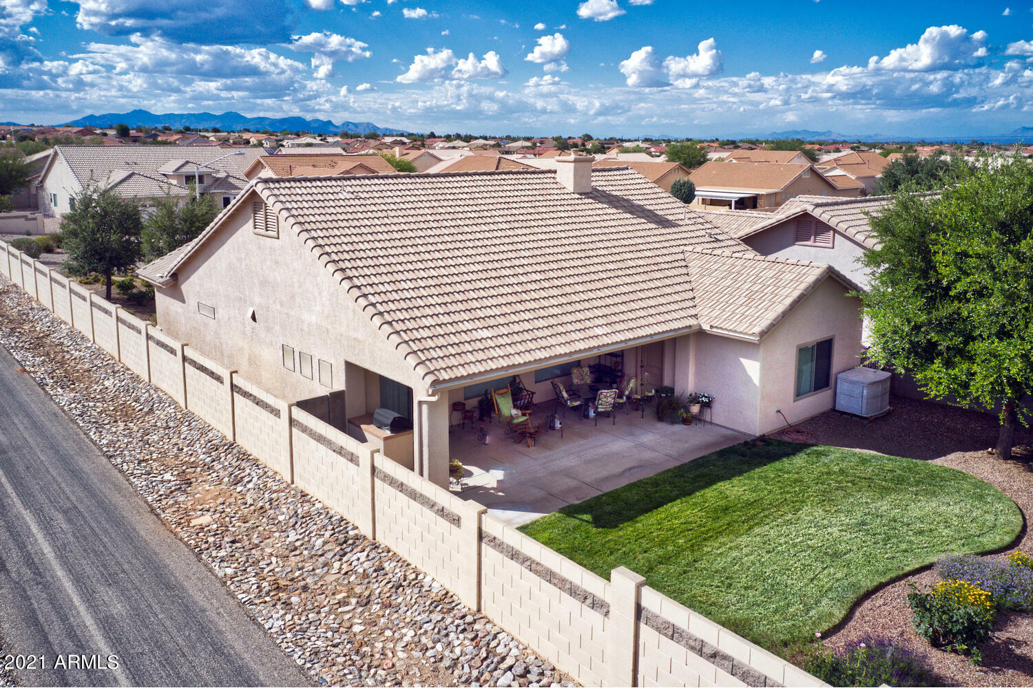 Property Photo:  1966 Harwood Circle  AZ 85650 