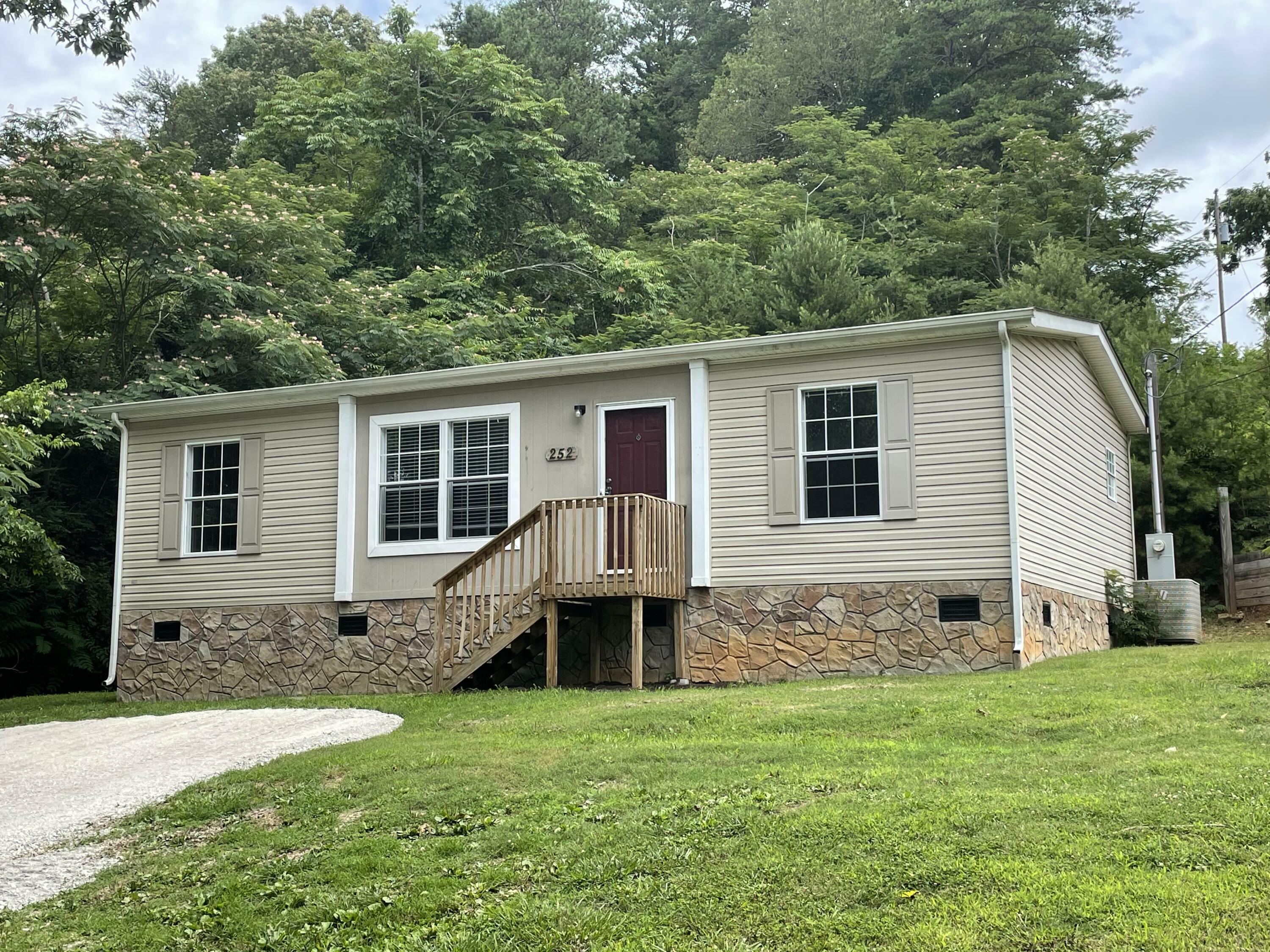 Property Photo:  252 S Long Hollow Rd  TN 37801 