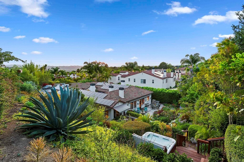 Property Photo: 6498 Paseo Lazo CA 92009