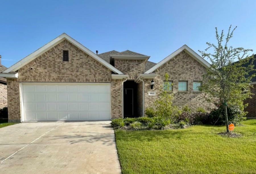 Property Photo:  5013 Flanagan Drive  TX 75126 