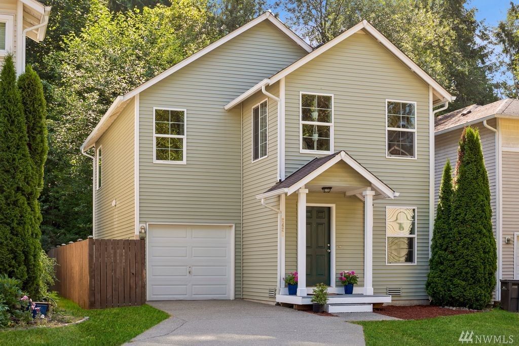 Property Photo:  2421 106th Dr SE  WA 98258 