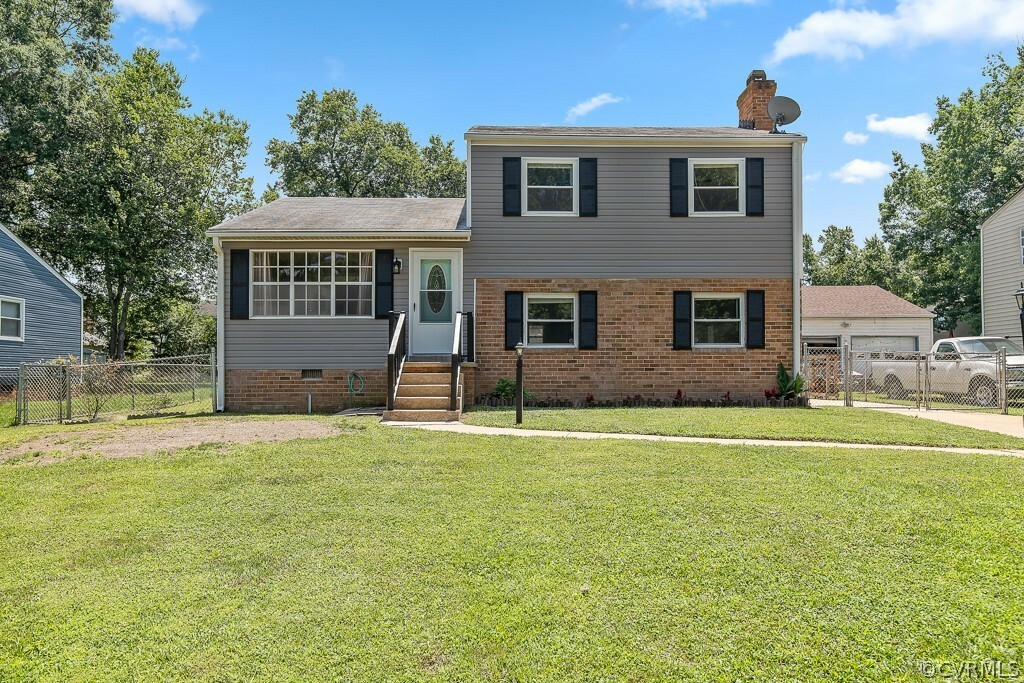 Property Photo:  211 Carlstone Drive  VA 23075 