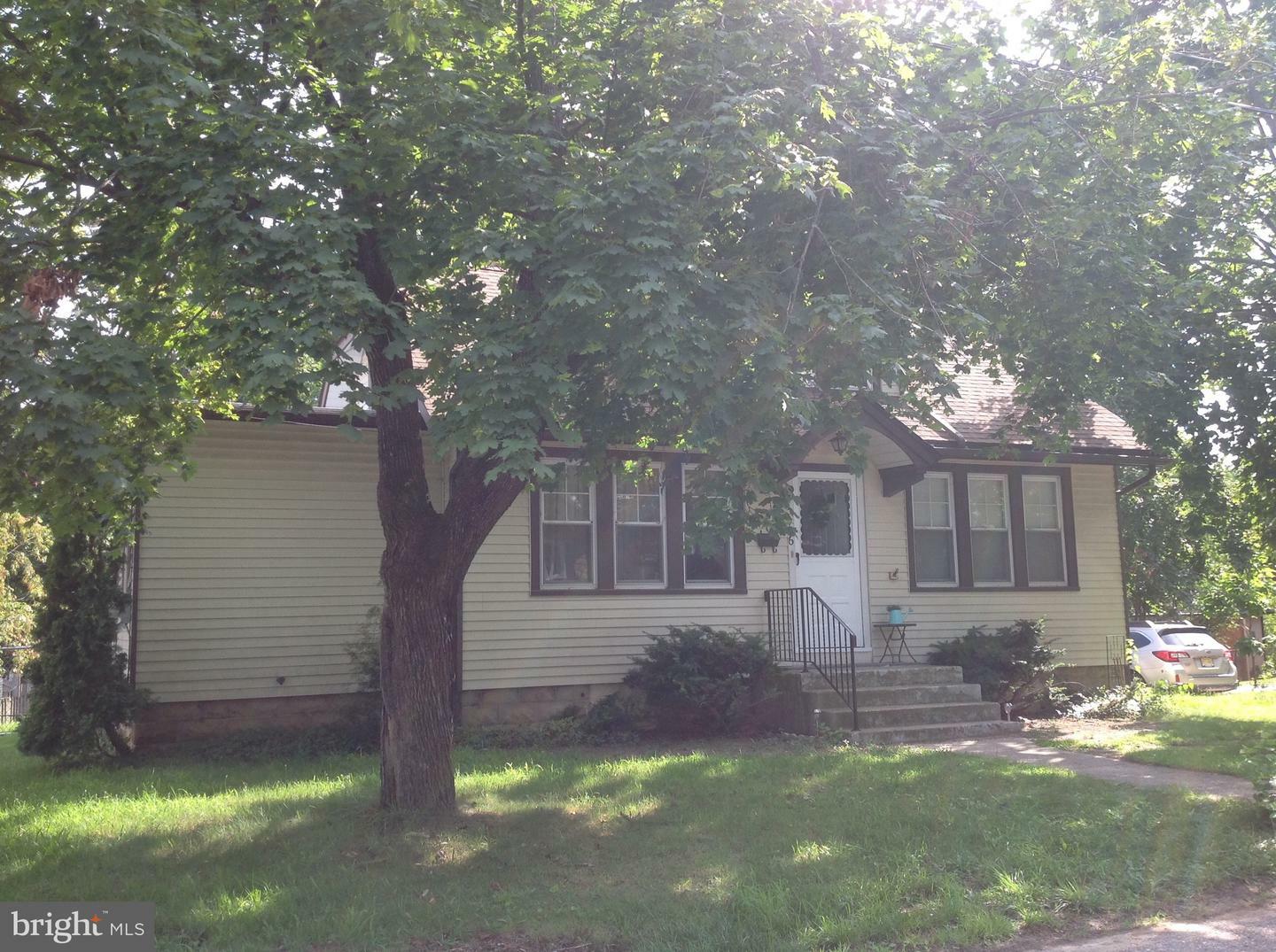 Property Photo:  6 3rd Avenue  NJ 08051 