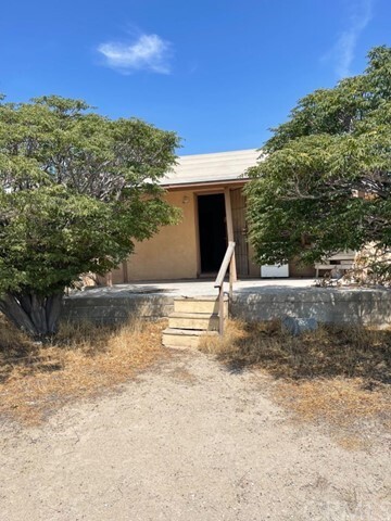Property Photo: 21340 National Trails Highway CA 92368