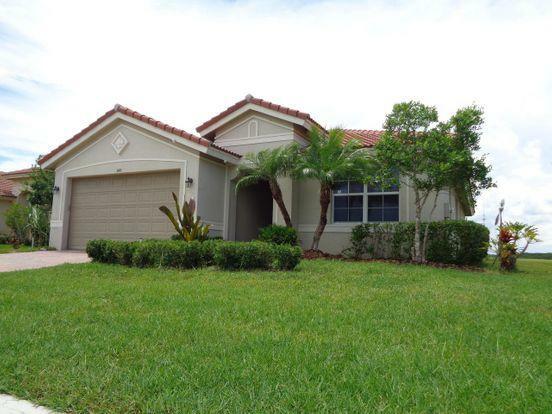 Property Photo:  843 Bent Creek Drive  FL 34947 