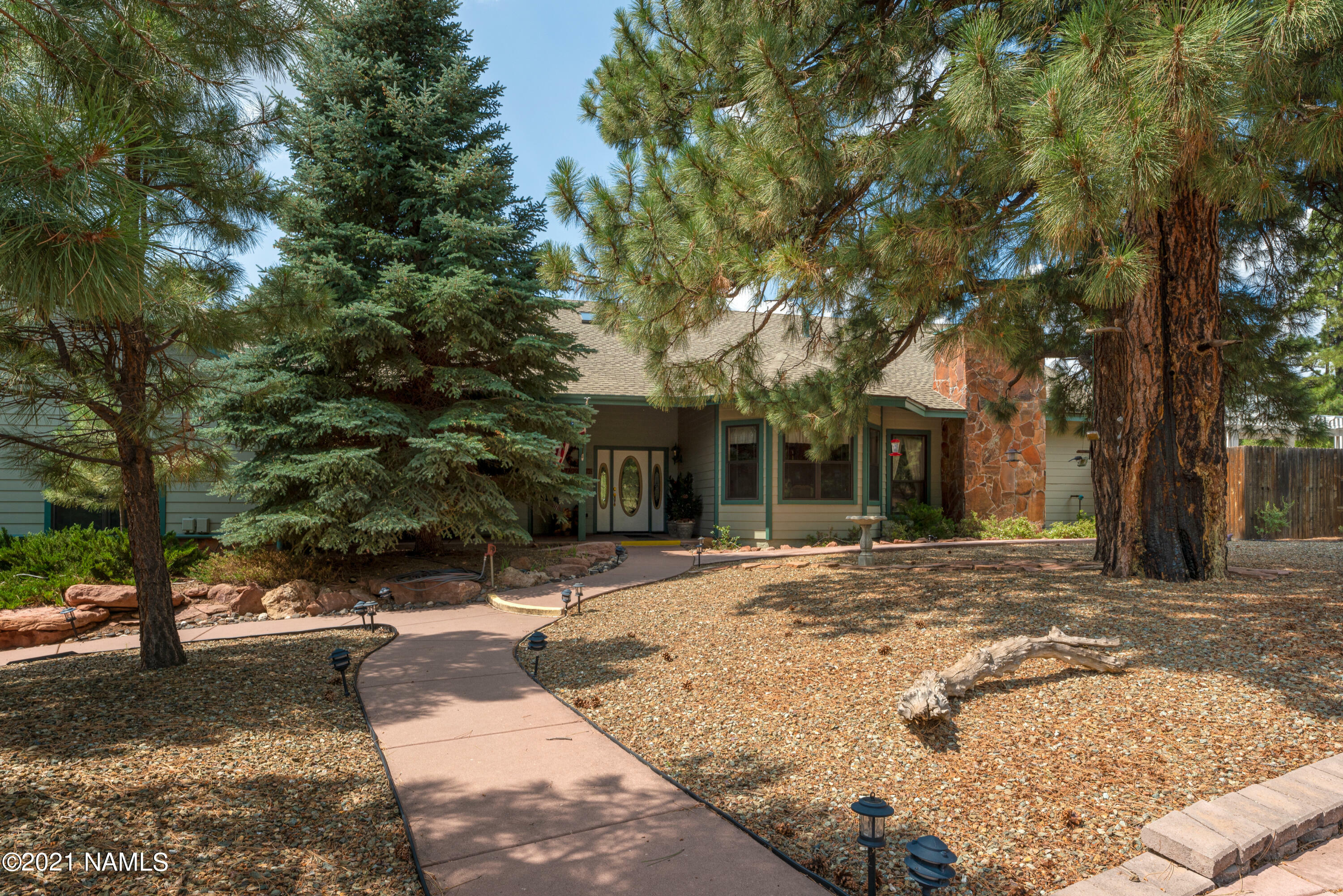 Property Photo:  5420 Forest Drive  AZ 86004 