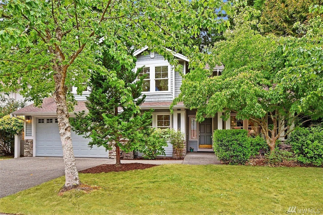 Property Photo:  16306 NE 104th St  WA 98052 