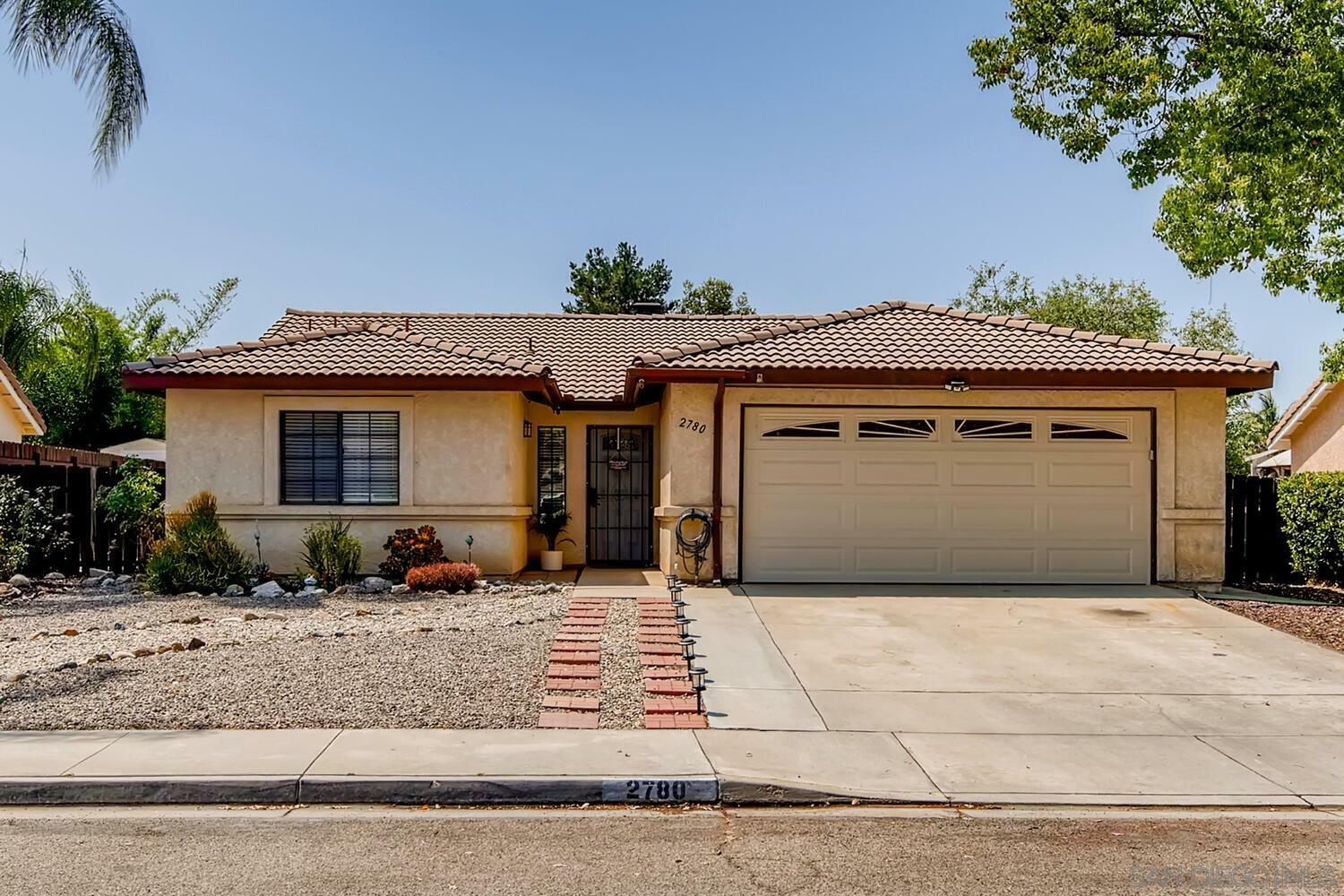 Property Photo:  2780 Derringer Pl  CA 92027 