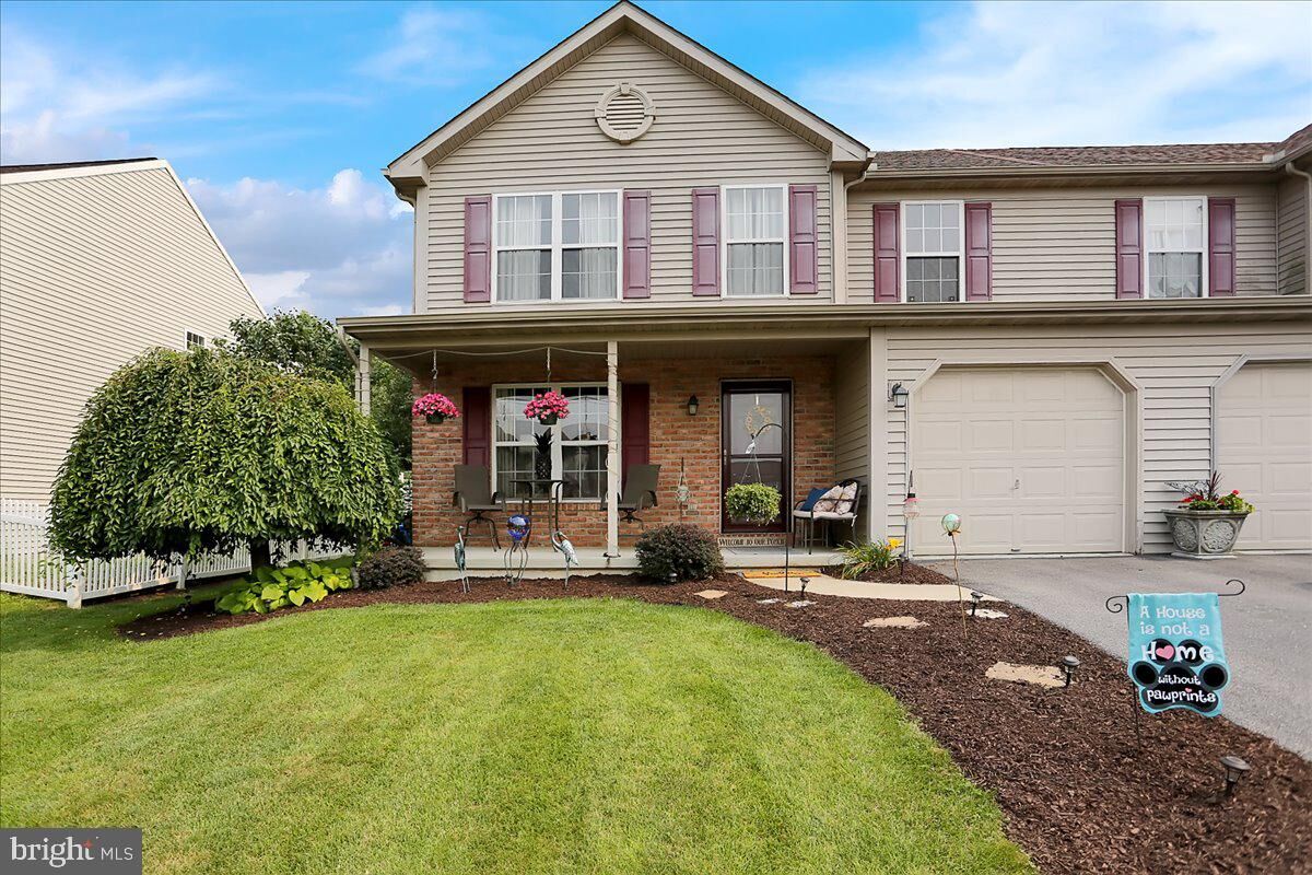 Property Photo:  1020 Saint Vincent Court  PA 19605 