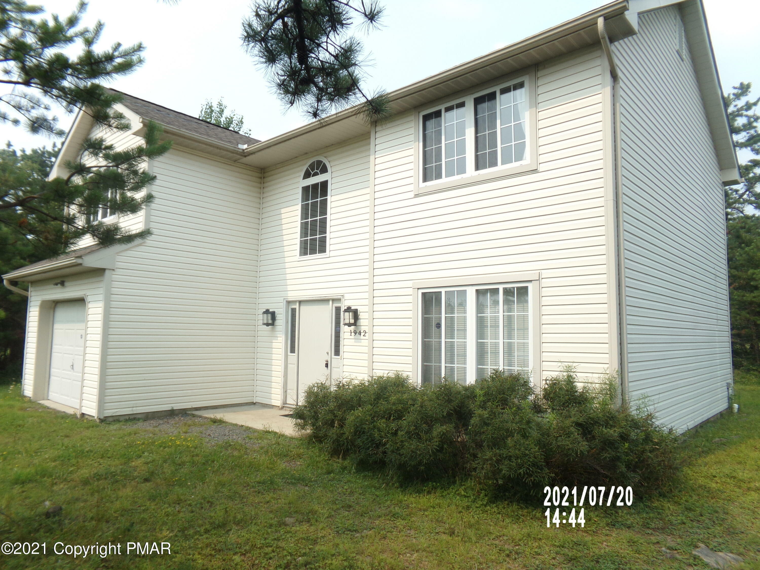 Property Photo:  1942 Kirtley Ct  PA 18610 