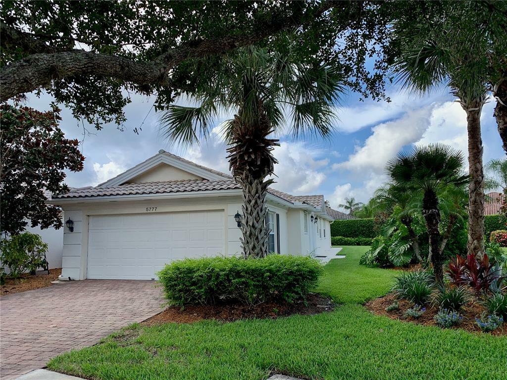 Property Photo:  5777 Ithaca Way  FL 34238 