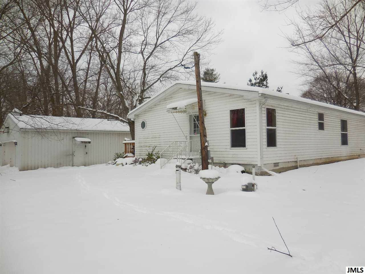 Property Photo:  9530 Oseolo Dr  MI 49230 