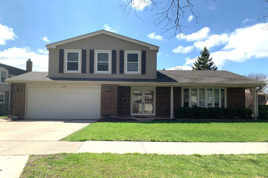 Property Photo:  1508 S Surrey Lane  IL 60005 