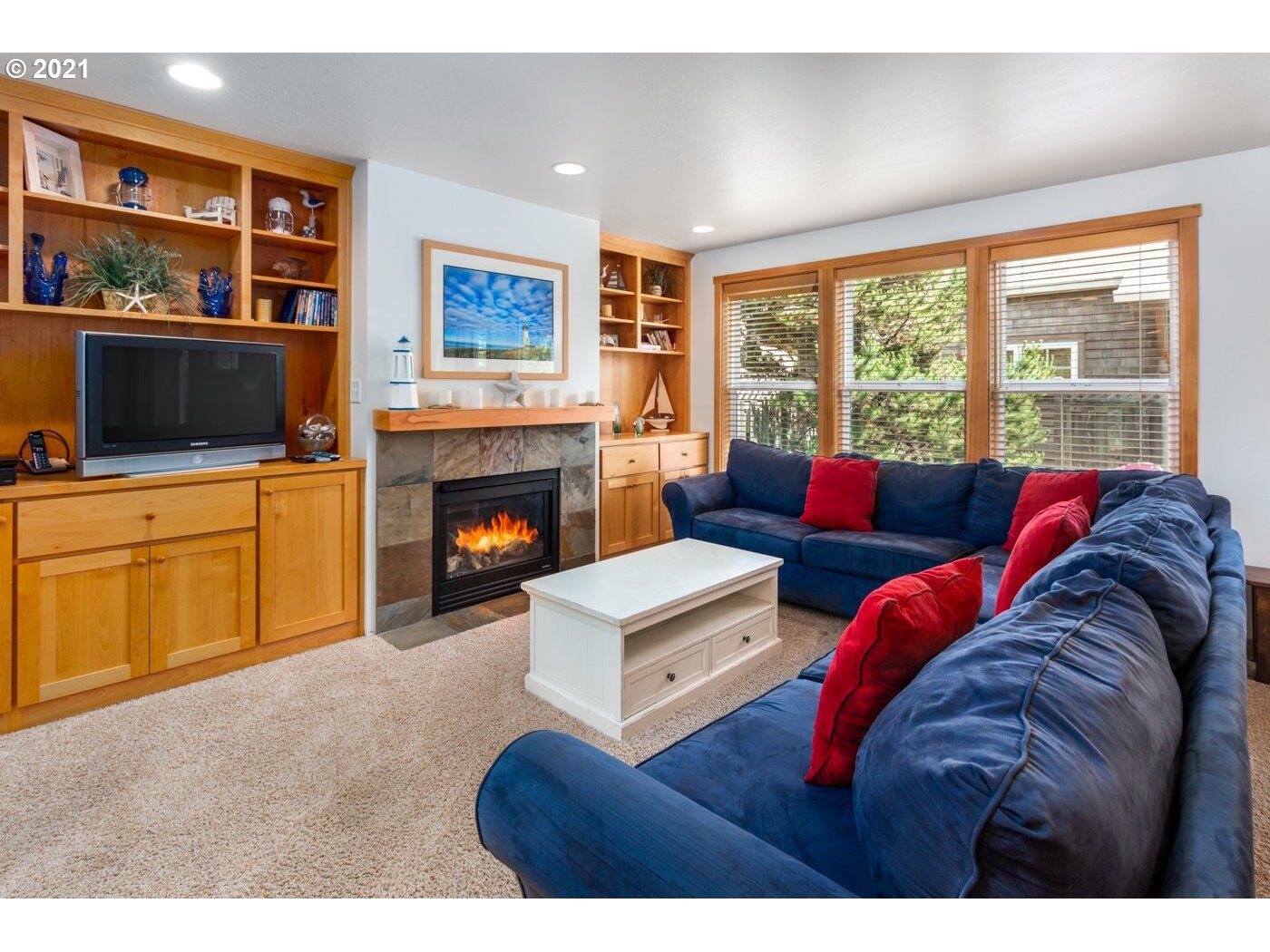 Property Photo: 5953 Shorepine Dr OR 97135