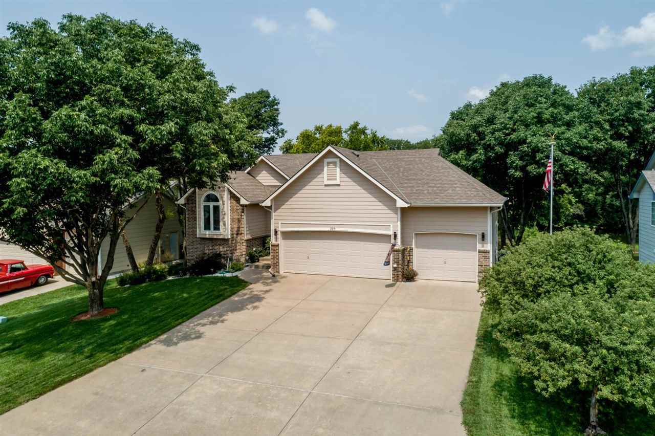 Property Photo:  209 N Valley Stream Dr  KS 67037 