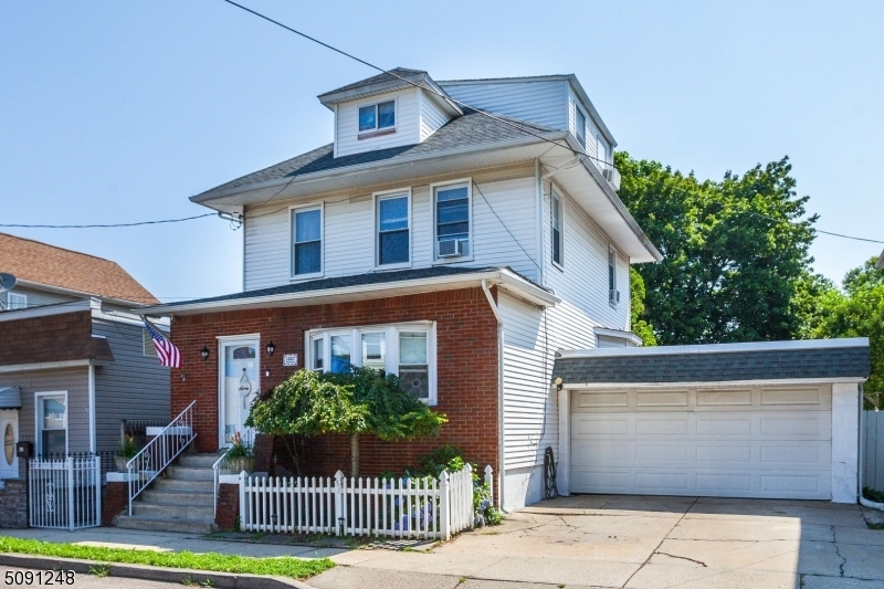 Property Photo:  1227 Woodruff Ave  NJ 07205 