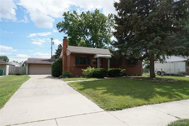 Property Photo:  30461 Pierce Street  MI 48135 