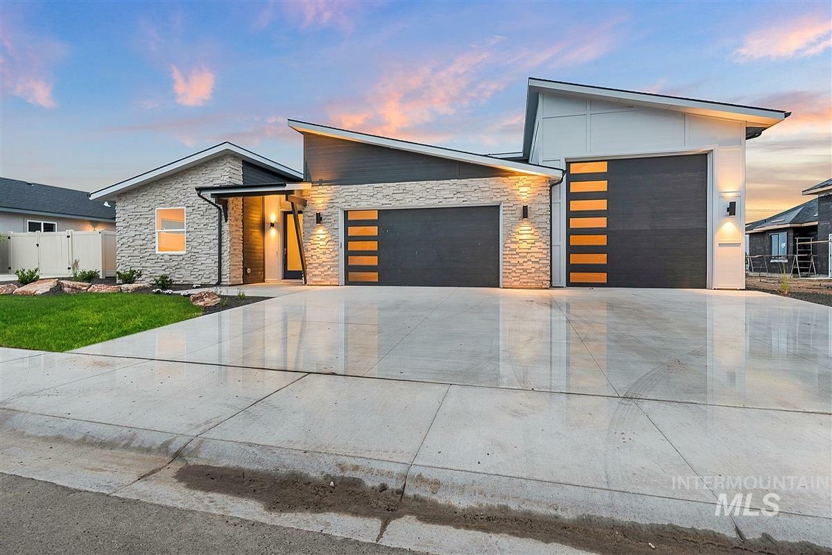 Property Photo: 11603 W Collina Vista Dr. ID 83686