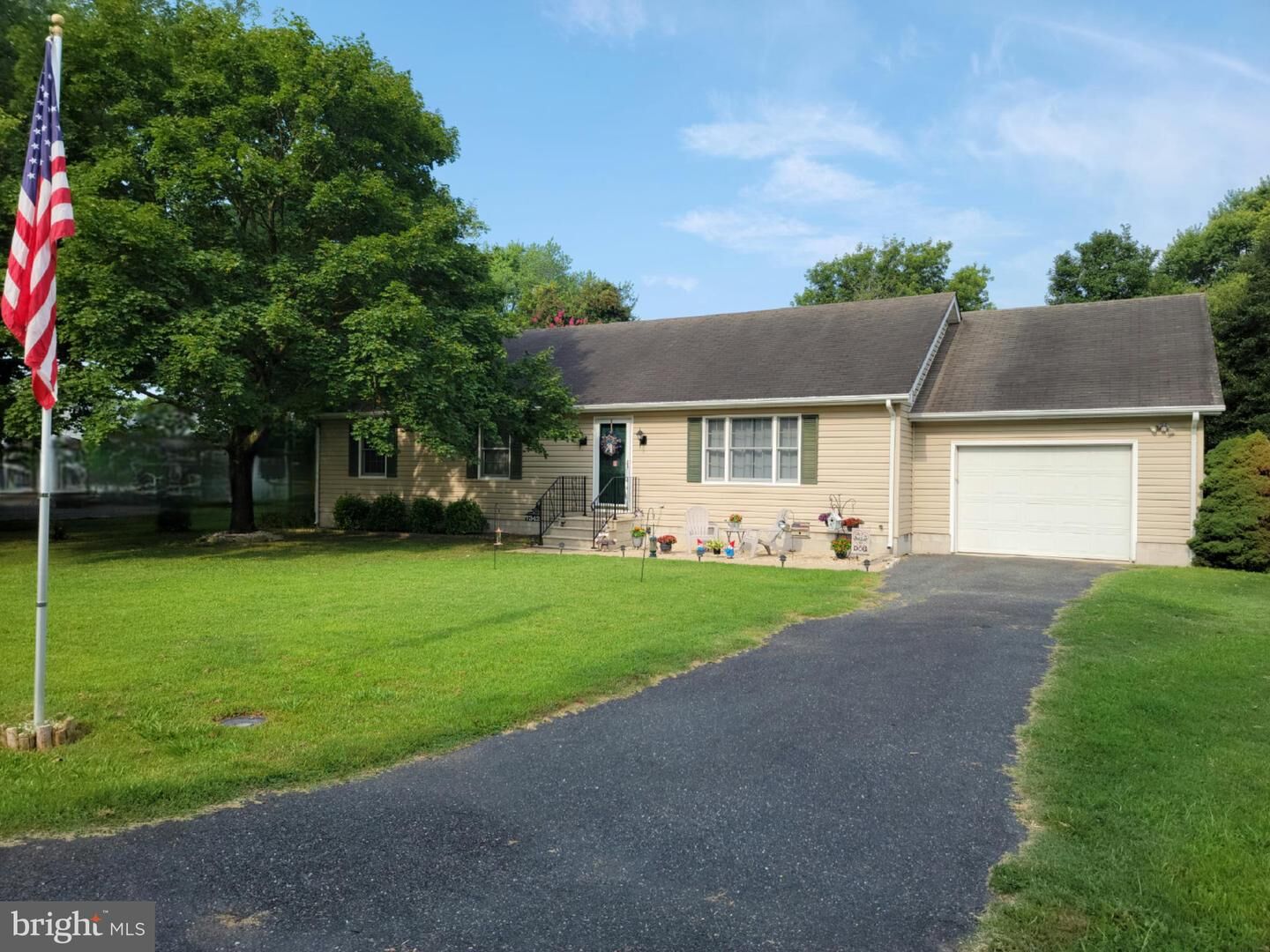 Property Photo: 7342 Truitt Street MD 21874