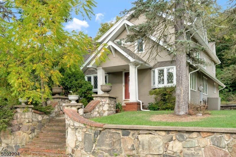 Property Photo:  208 Otterhole Rd  NJ 07480 