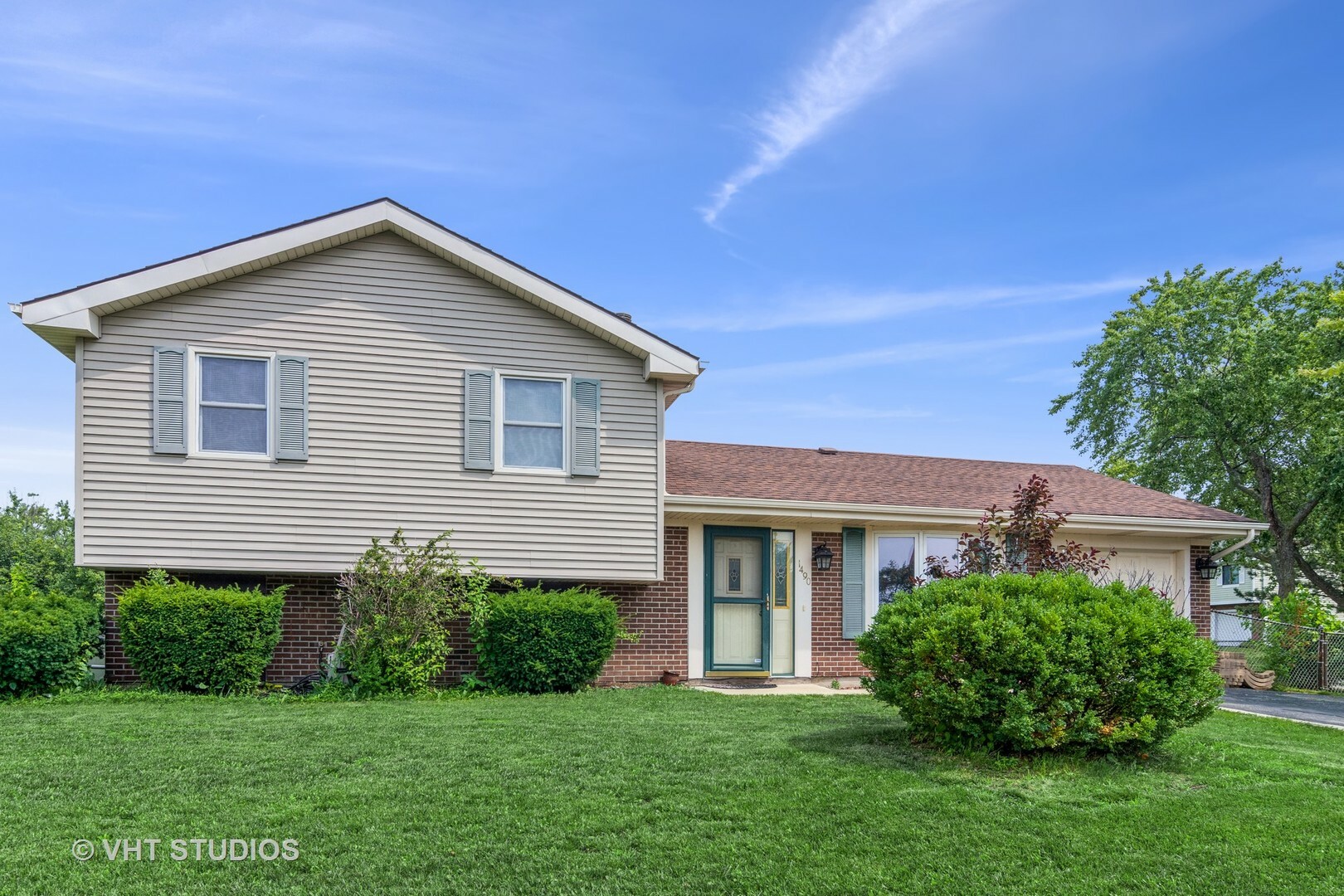Property Photo:  1490 Nautilus Lane  IL 60133 