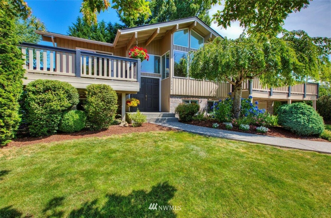 Property Photo:  14314 SE 243rd St  WA 98042 