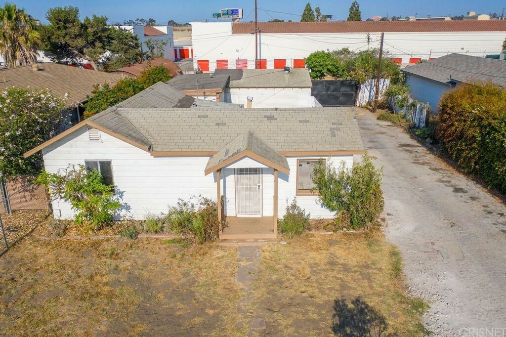 Property Photo:  2759 Beene Road  CA 93003 