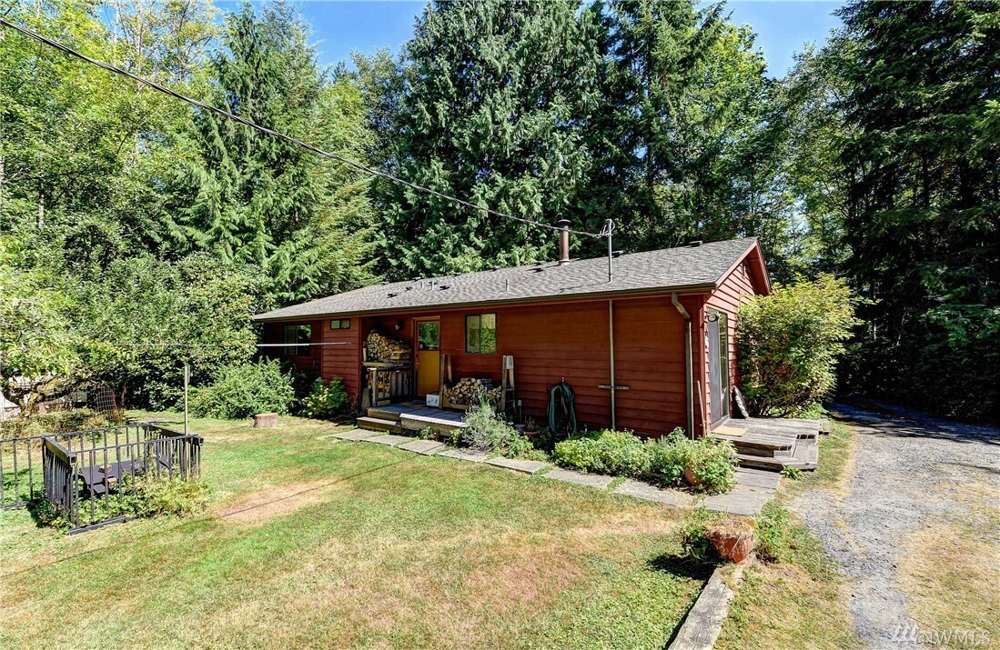 Property Photo:  21916 W Lost Lake Rd  WA 98296 