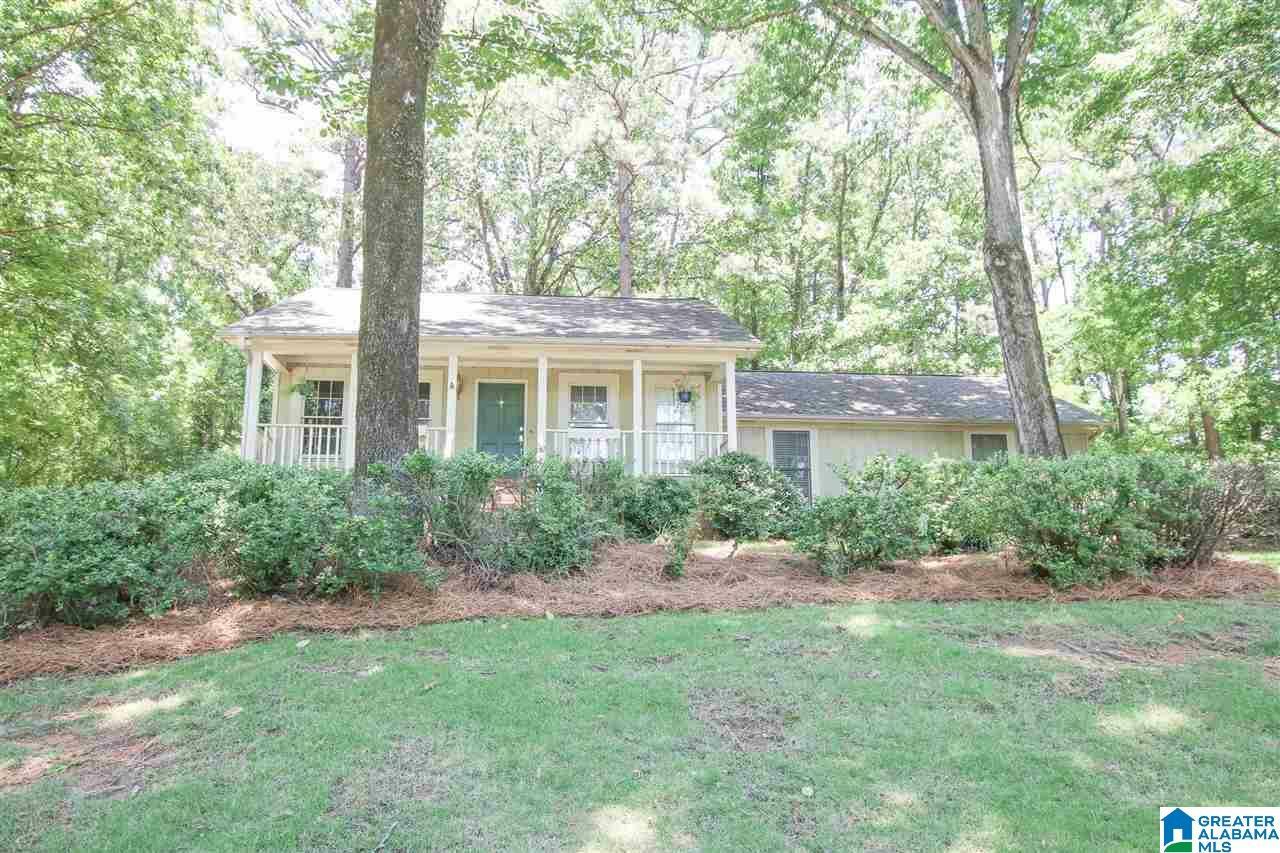 Property Photo:  802 Willow Oak Drive  AL 35244 