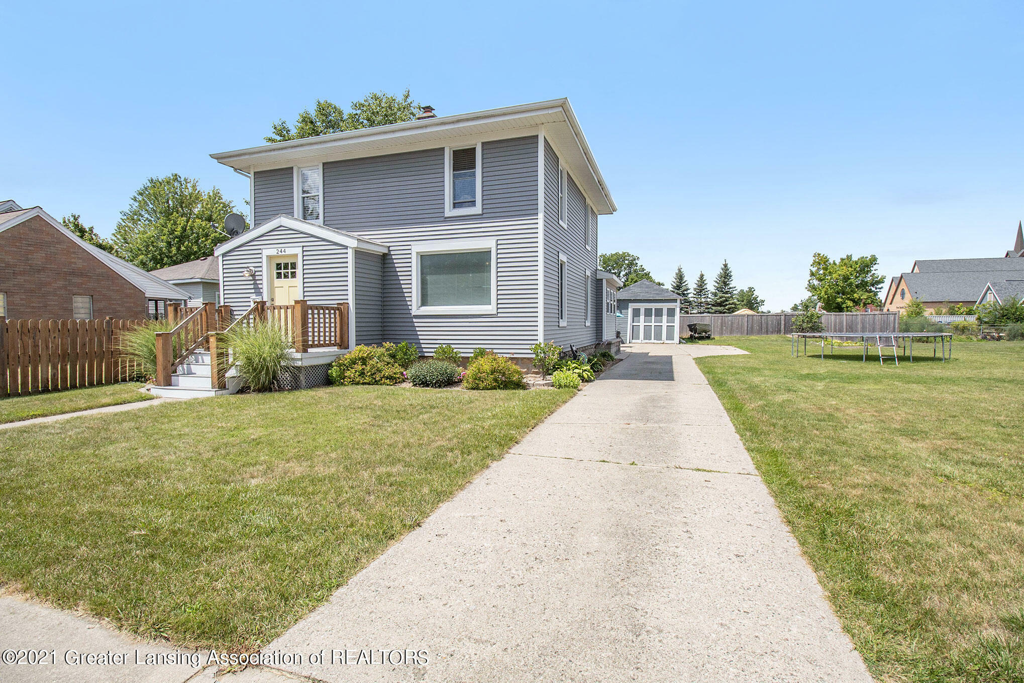 Property Photo:  244 Lincoln Street  MI 48875 