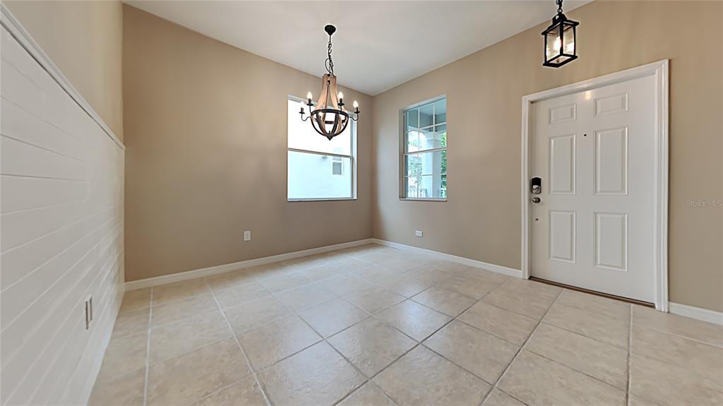 Property Photo: 6121 Lewis And Clark Avenue FL 34787