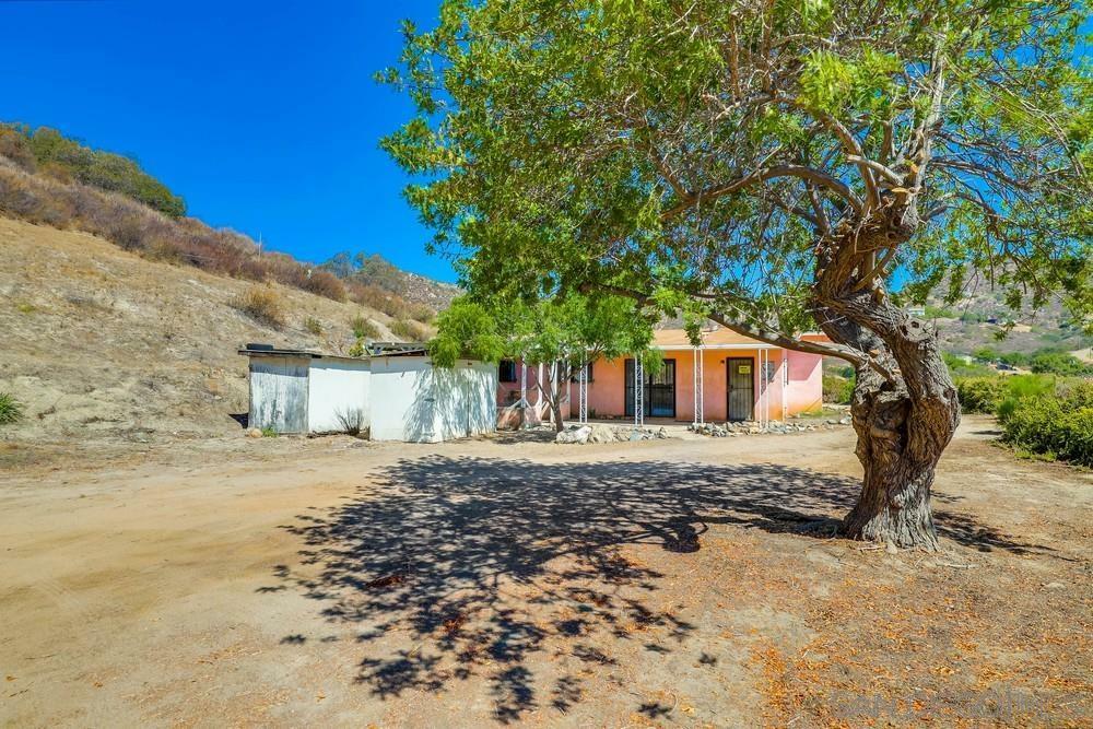 Property Photo:  5701 Moorefield Drive  CA 92019 