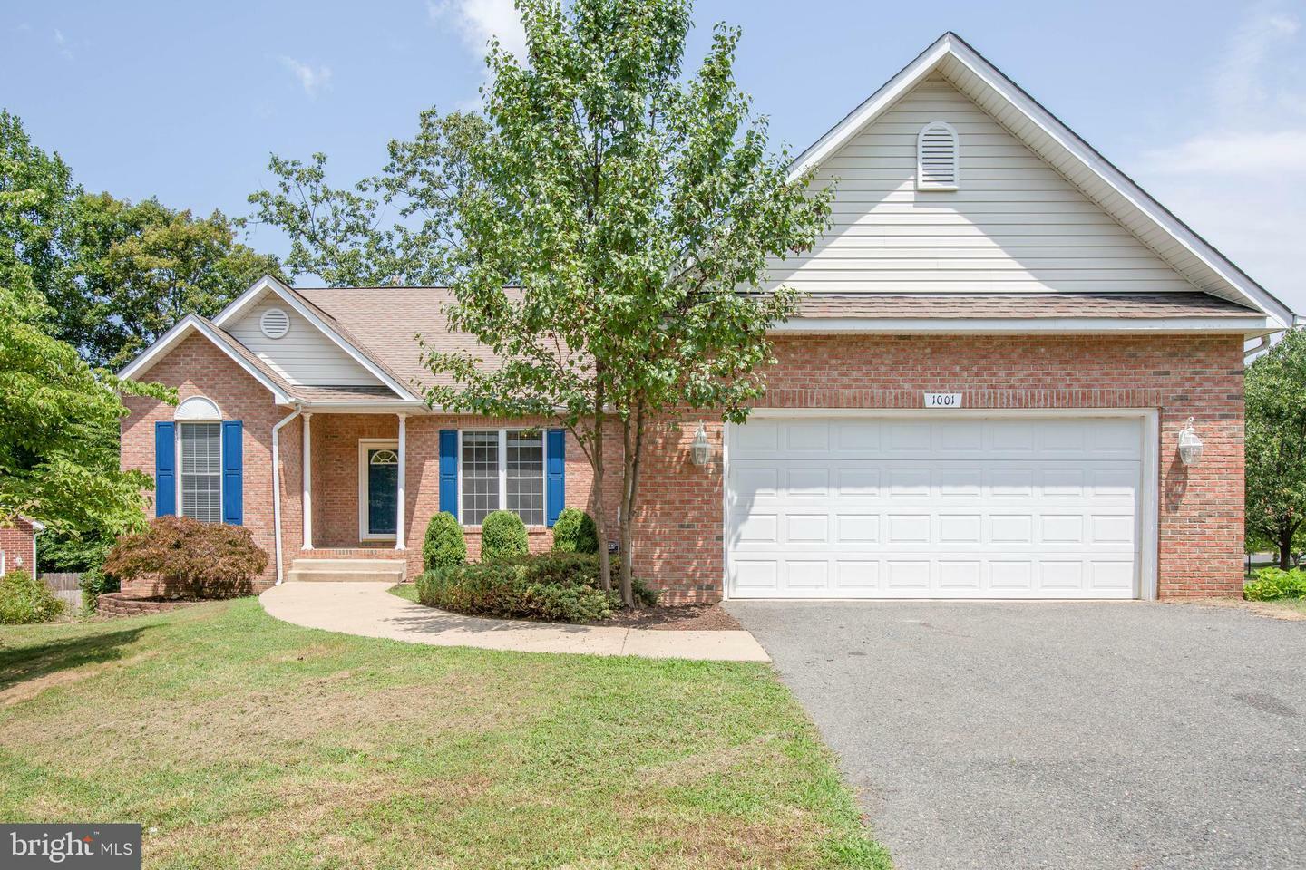 Property Photo:  1001 Cadmus Court  VA 22401 