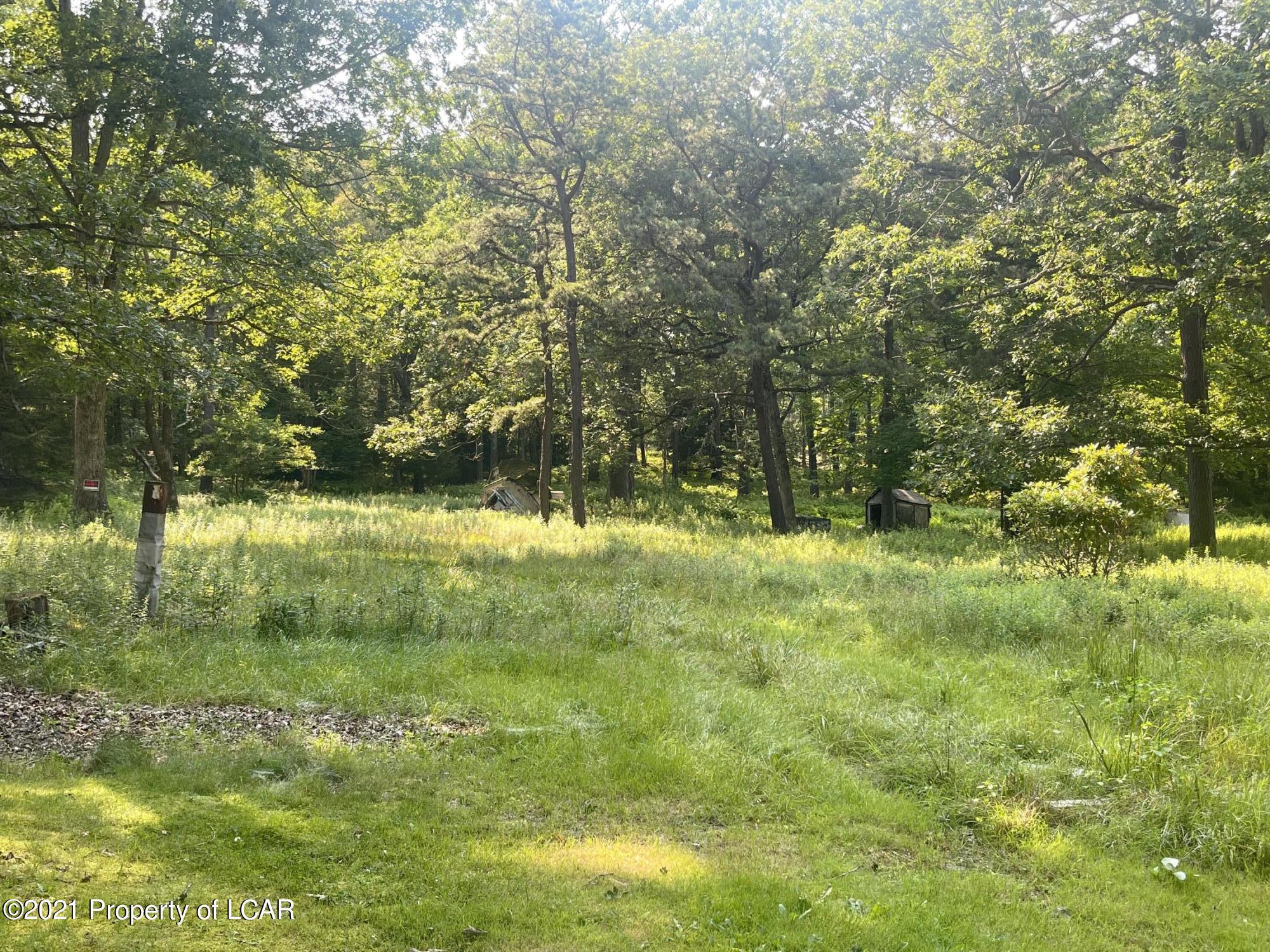 Property Photo:  26 Ash Tree Lane  PA 18661 