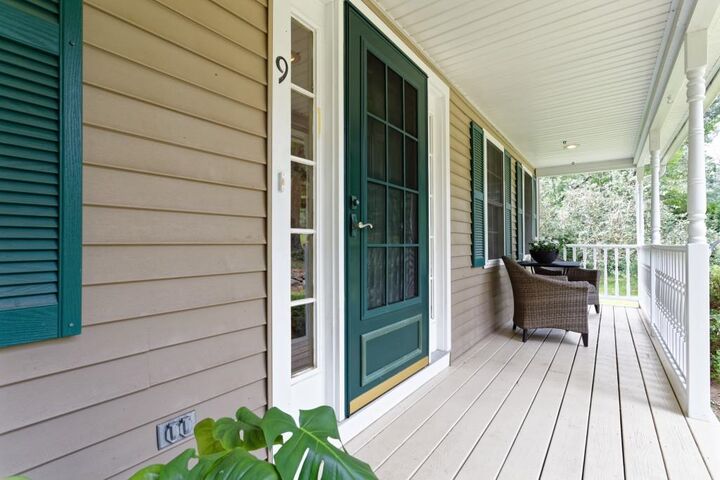 Property Photo:  9 Spring Street  NH 03076-2826 
