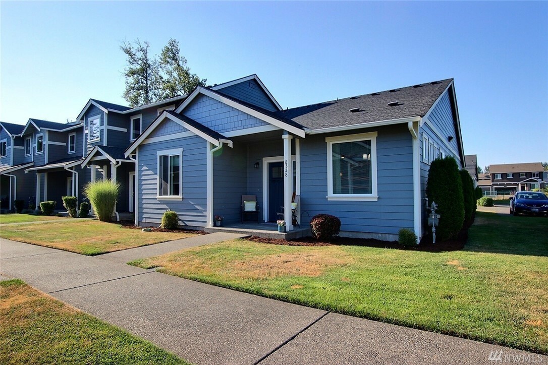 Property Photo:  8328 174th St Ct E  WA 98375 