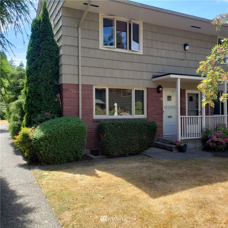 Property Photo:  901 N Forest Street 127  WA 98225 