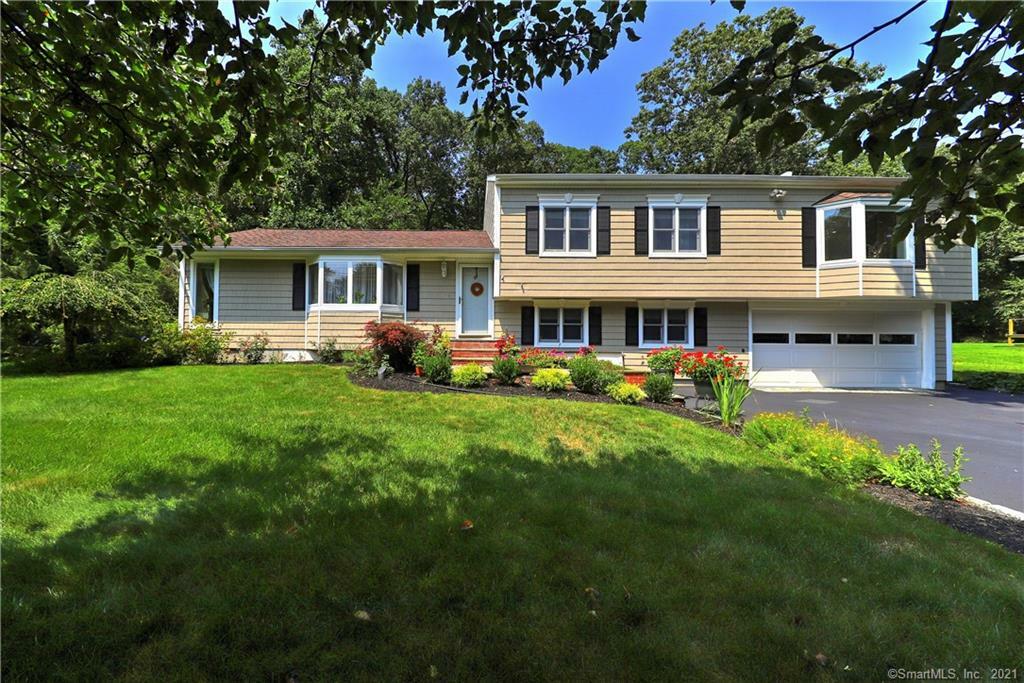 Property Photo:  29 Mohawk Drive  CT 06851 